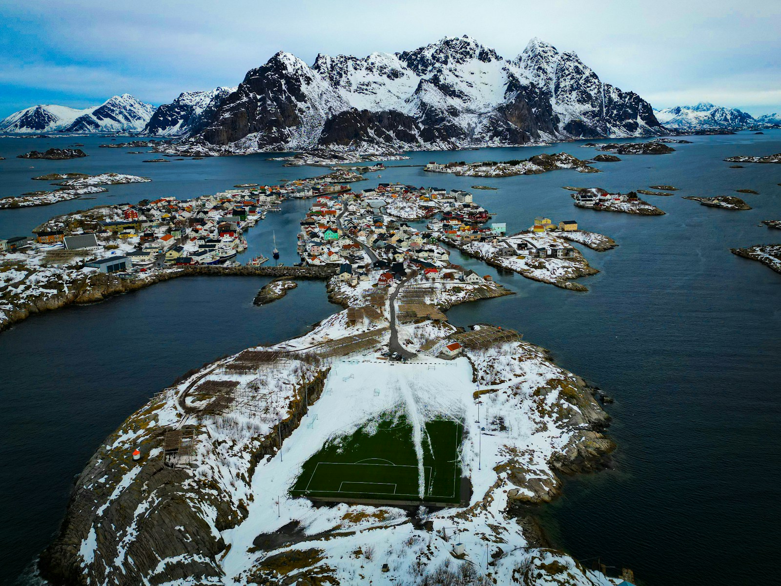 College football stadium in cold weather - rivalry week 2025 analytics